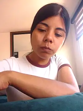 Snapshot of Roxan_King chatting on 02-26-26, 03:00 Roxan King online show from 02-26-26, 03:00