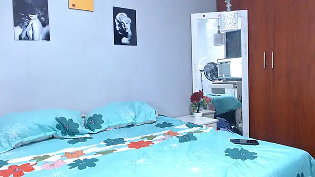 Snapshot of arianna_rossi11 chatting on 02-28-26, 11:55 arianna rossi11 online show from 02-28-26, 11:55