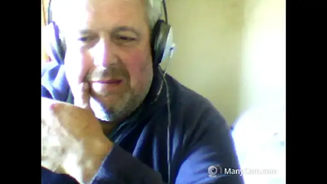Snapshot of swichcassanesi chatting on 02-17-26, 01:18 swichcassanesi online show from 02-17-26, 01:18