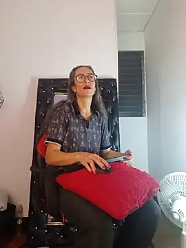 Snapshot of laurasofia45 chatting on 02-09-26, 07:07 laurasofia45 online show from 02-09-26, 07:07