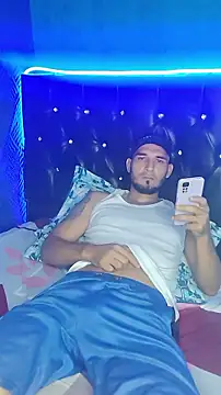 Snapshot of junior_men22 chatting on 02-06-26, 11:57 junior men22 online show from 02-06-26, 11:57