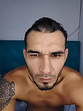 Snapshot of junior_men22 chatting on 02-19-26, 12:01 junior men22 online show from 02-19-26, 12:01