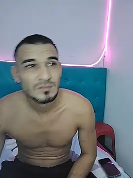 Snapshot of junior_men22 chatting on 02-22-26, 02:04 junior men22 online show from 02-22-26, 02:04