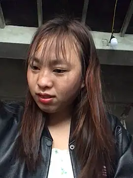 Snapshot of honeyyy110 chatting on 02-08-26, 02:26 honeyyy110 online show from 02-08-26, 02:26