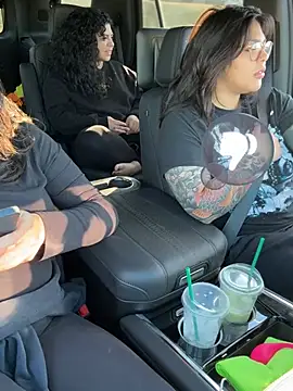 Snapshot of KittyTatts chatting on 02-06-26, 10:02 KittyTatts online show from 02-06-26, 10:02