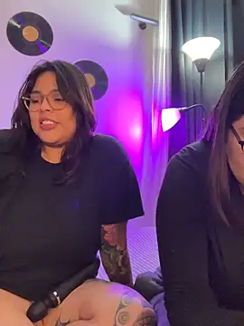 Snapshot of KittyTatts chatting on 02-19-26, 02:51 KittyTatts online show from 02-19-26, 02:51