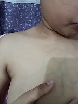 Snapshot of miss_jannat chatting on 04-28-26, 03:28 miss jannat online show from 04-28-26, 03:28