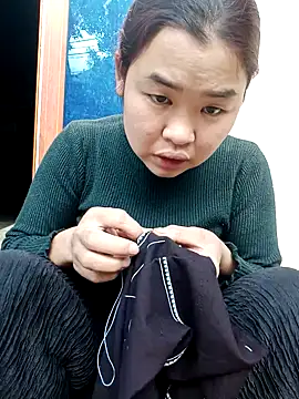 Jyllyy online show from 02-05-26, 07:24