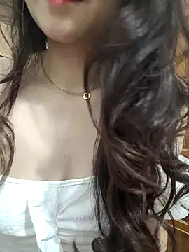 NinaKey online show from 03-22-26, 03:48