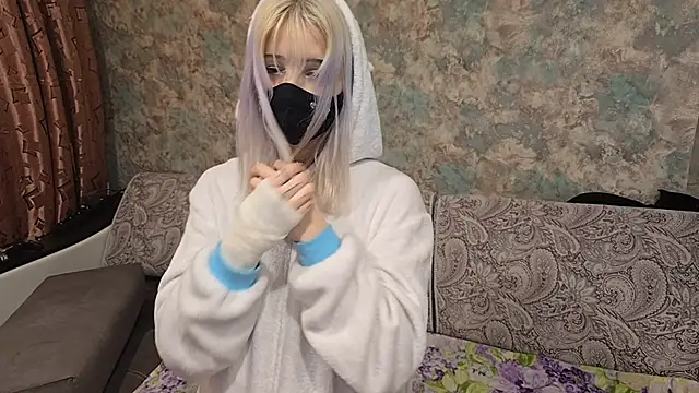 Snapshot of Yunakiss chatting on 02-16-26, 07:43 Yunakiss online show from 02-16-26, 07:43