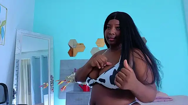 DanielaGil7 online show from 02-04-26, 12:22