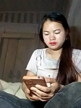 Snapshot of emlylyxinh chatting on 02-07-26, 09:07 emlylyxinh online show from 02-07-26, 09:07