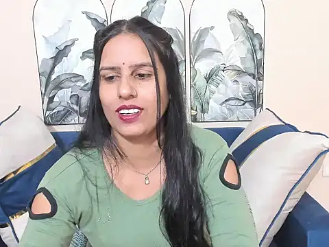 Snapshot of sara_conorr chatting on 02-05-26, 05:34 sara conorr online show from 02-05-26, 05:34