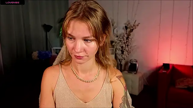 Snapshot of Crystal_Kris chatting on 02-02-26, 05:50 Crystal Kris online show from 02-02-26, 05:50