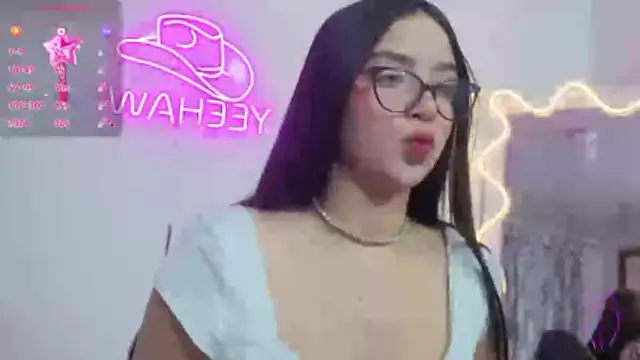 Snapshot of MILAH_TAY chatting on 02-12-26, 11:49 MILAH TAY online show from 02-12-26, 11:49