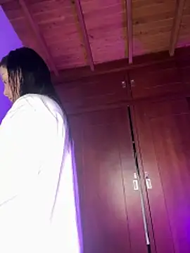 Snapshot of Tammy_Godoy chatting on 02-19-26, 05:20 Tammy Godoy online show from 02-19-26, 05:20