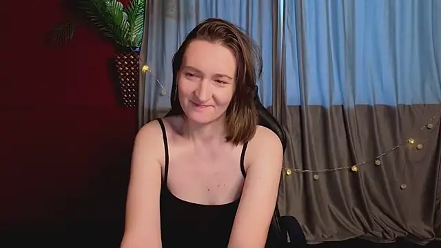 Snapshot of SelestiaSnata chatting on 02-23-26, 01:47 SelestiaSnata online show from 02-23-26, 01:47