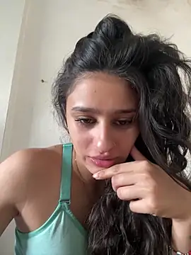 Snapshot of madison90 chatting on 02-09-26, 08:24 madison90 online show from 02-09-26, 08:24