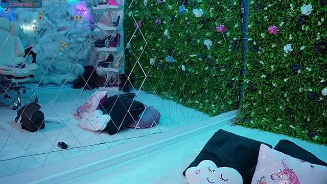 Baby nico online show from 02-10-26, 07:29