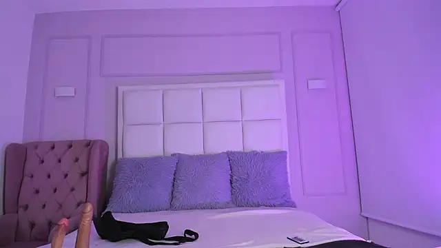 Snapshot of LiaJohnnson_ chatting on 03-02-26, 04:36 LiaJohnnson online show from 03-02-26, 04:36