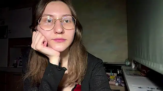 Snapshot of Miaaa_Moon chatting on 04-19-26, 05:45 Miaaa Moon online show from 04-19-26, 05:45