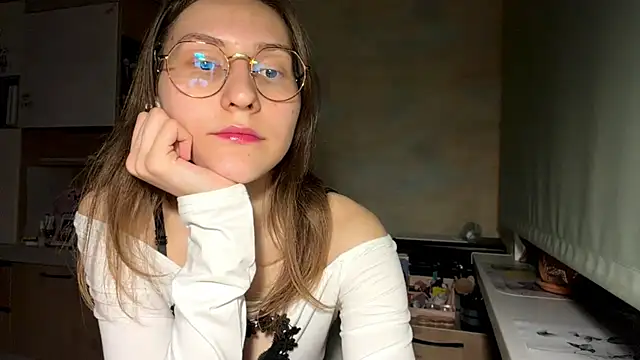 Snapshot of Miaaa_Moon chatting on 04-30-26, 08:57 Miaaa Moon online show from 04-30-26, 08:57
