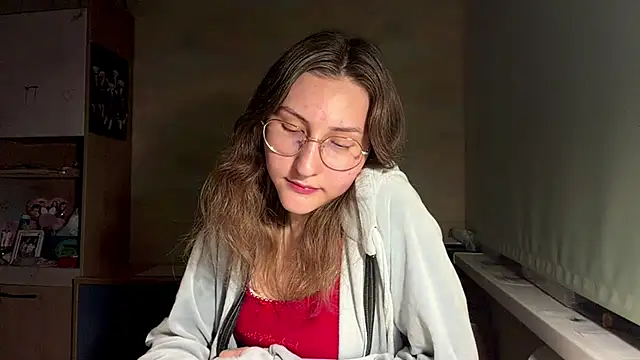 Snapshot of Miaaa_Moon chatting on 06-02-26, 07:16 Miaaa Moon online show from 06-02-26, 07:16