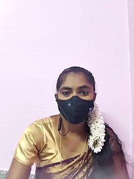 Snapshot of Tamil_Hot_Shana chatting on 02-08-26, 04:21 Tamil Hot Shana online show from 02-08-26, 04:21