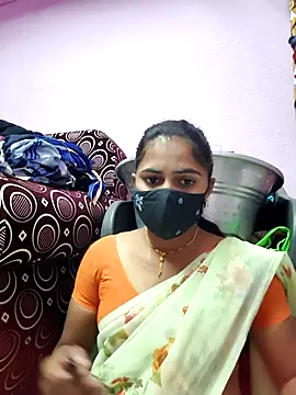 Snapshot of Tamil_Hot_Shana chatting on 02-22-26, 10:14 Tamil Hot Shana online show from 02-22-26, 10:14