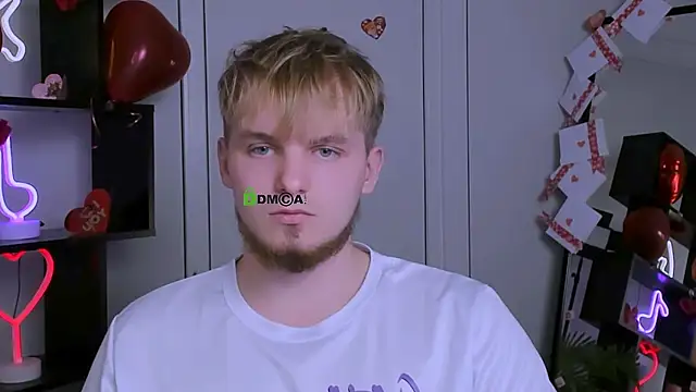 Snapshot of mark_sir chatting on 02-15-26, 07:32 mark sir online show from 02-15-26, 07:32