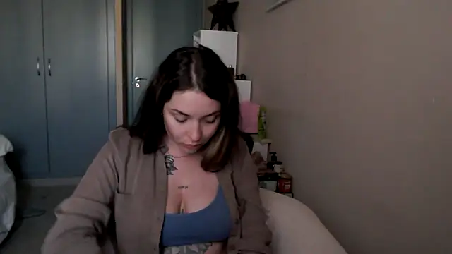 JuliaGraceOF online show from 02-21-26, 06:20