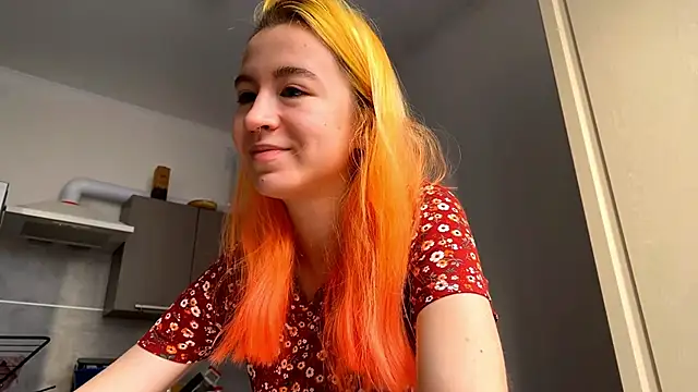 Snapshot of EmilyHein chatting on 02-24-26, 06:55 EmilyHein online show from 02-24-26, 06:55