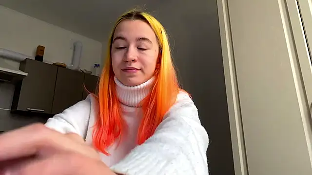 Snapshot of EmilyHein chatting on 03-02-26, 07:15 EmilyHein online show from 03-02-26, 07:15