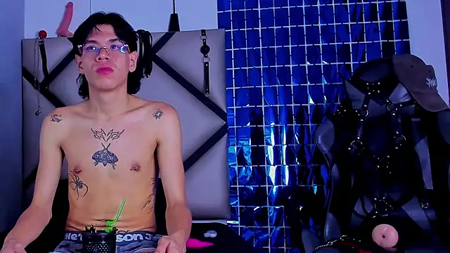 Bennet-Gray online show from 02-28-26, 04:13