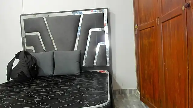 Snapshot of Sophiia88 chatting on 03-01-26, 12:07 Sophiia88 online show from 03-01-26, 12:07