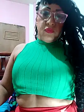 Snapshot of SabrinaColin chatting on 02-24-26, 11:58 SabrinaColin online show from 02-24-26, 11:58