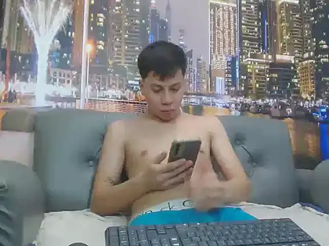 santiago xxxcol online show from 03-24-26, 11:54