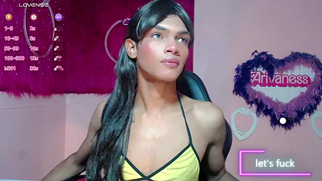 Snapshot of Karol_Vanessa__ chatting on 02-21-26, 03:29 Karol Vanessa online show from 02-21-26, 03:29