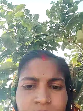 Snapshot of Gungun_thakur chatting on 02-06-26, 09:45 Gungun thakur online show from 02-06-26, 09:45