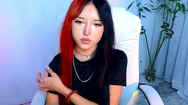 Snapshot of __Amiraa chatting on 02-04-26, 01:39 Amiraa online show from 02-04-26, 01:39