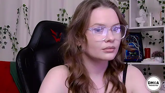 Snapshot of Kate_mermaid chatting on 02-11-26, 01:54 Kate mermaid online show from 02-11-26, 01:54