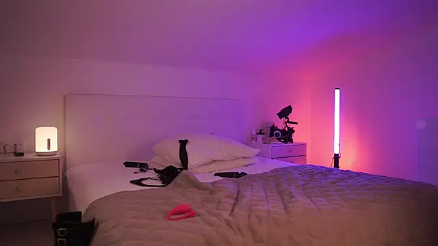 Sarah Pink online show from 03-01-25, 08:31