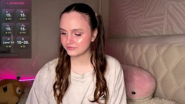 Snapshot of Barbie_Charm_ chatting on 02-23-26, 10:07 Barbie Charm online show from 02-23-26, 10:07