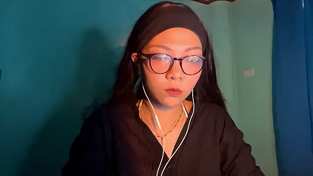 Snapshot of TerisaYellow chatting on 02-15-26, 08:57 TerisaYellow online show from 02-15-26, 08:57