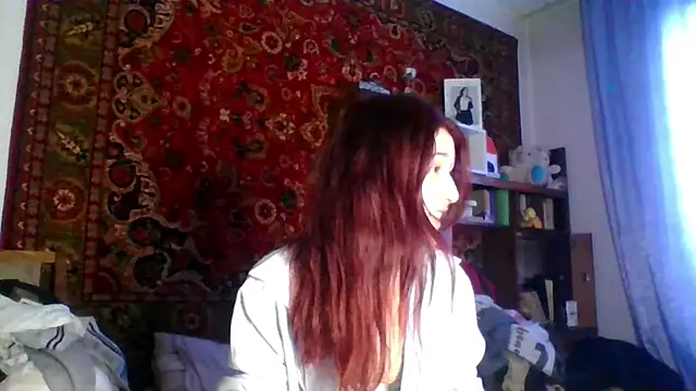 Snapshot of NickiKisinger chatting on 02-08-26, 06:28 NickiKisinger online show from 02-08-26, 06:28