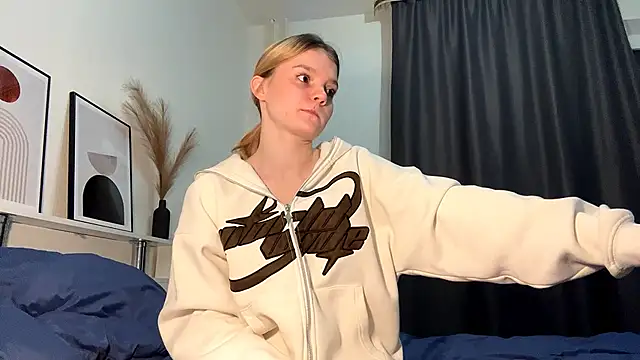 Tiffany Muse online show from 02-26-26, 11:04