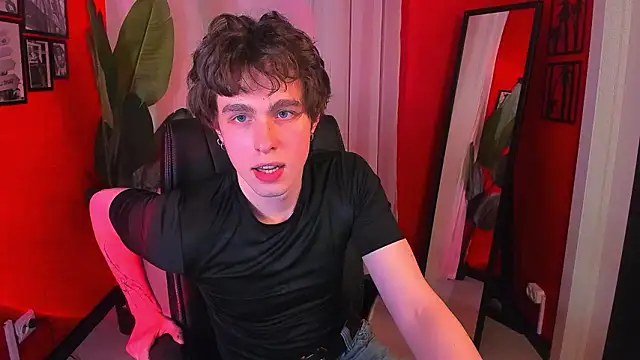 Keith Erickson online show from 03-25-26, 02:34