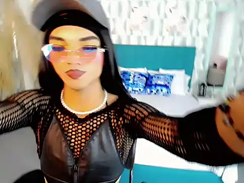 Snapshot of Kathalinasantana chatting on 02-25-26, 07:12 Kathalinasantana online show from 02-25-26, 07:12