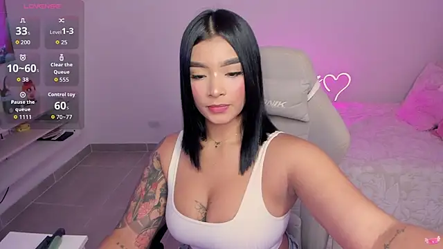 Snapshot of Allegra-Fiore chatting on 02-26-26, 09:58 Allegra-Fiore online show from 02-26-26, 09:58