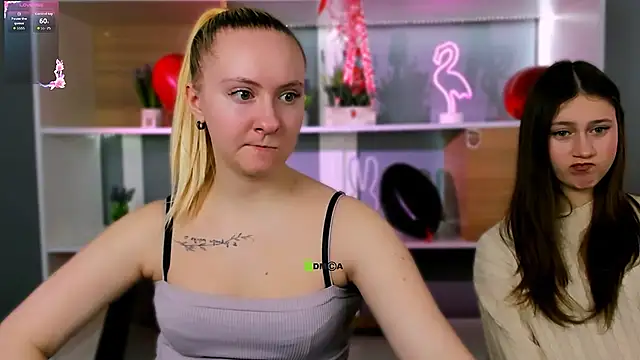 arianaa cat online show from 02-22-26, 08:57